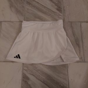 ADIDAS Women's Club Tennis Skort XS